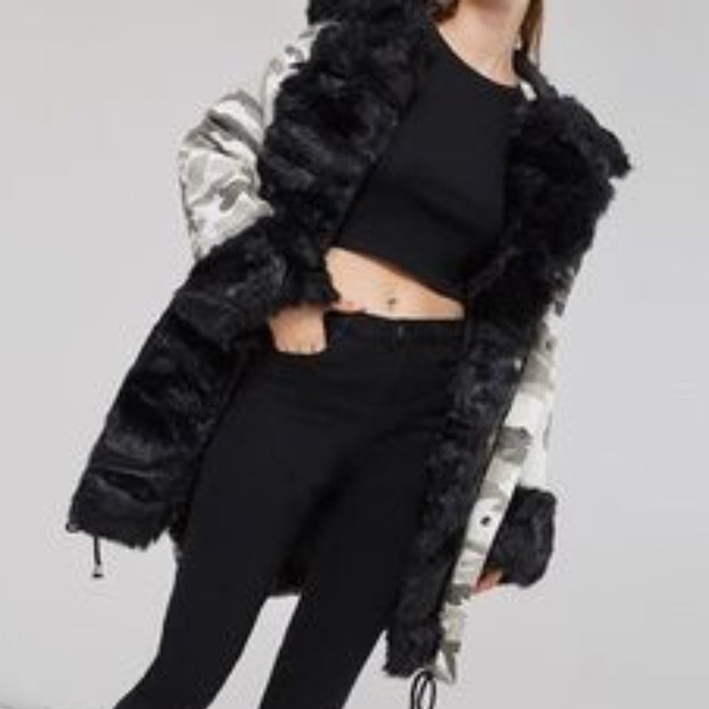 KiniKiss-Camo Faux Fur Trim Hooded Coat NWT